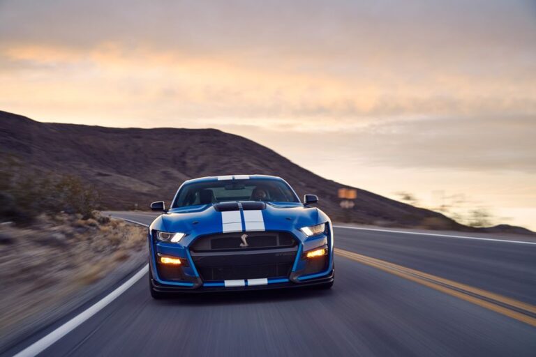 2020 ford mustang shelby gt500 comparison 103 1581425487