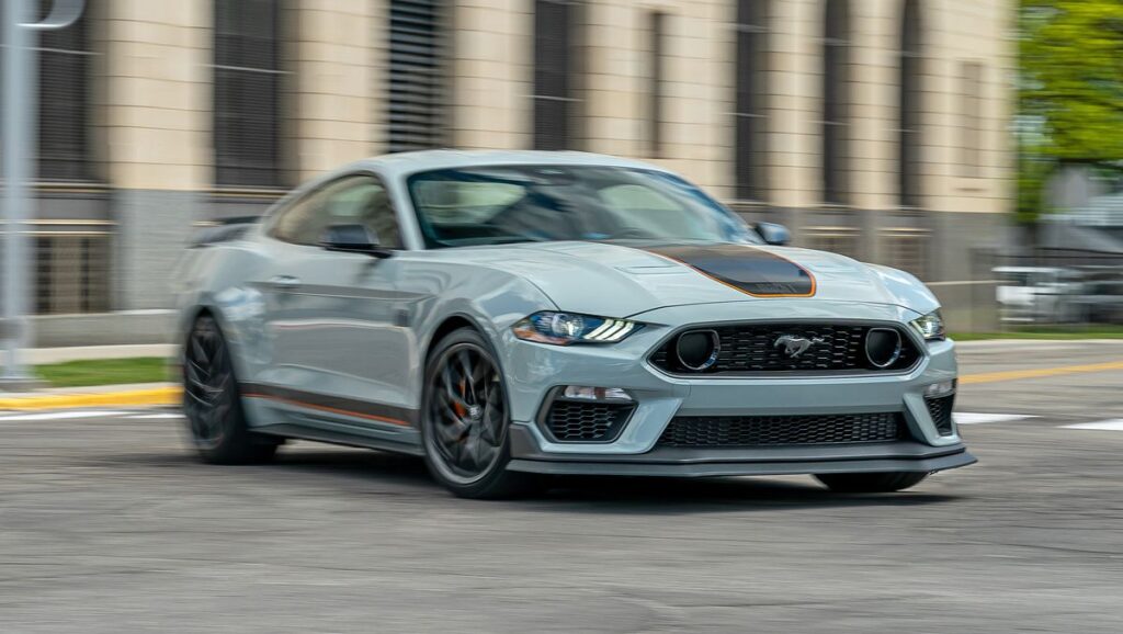 2021 ford mustang