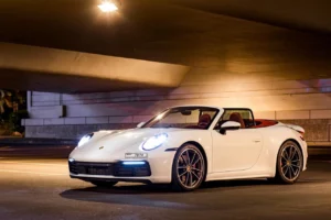 Rent Porsche Carrera in Dubai