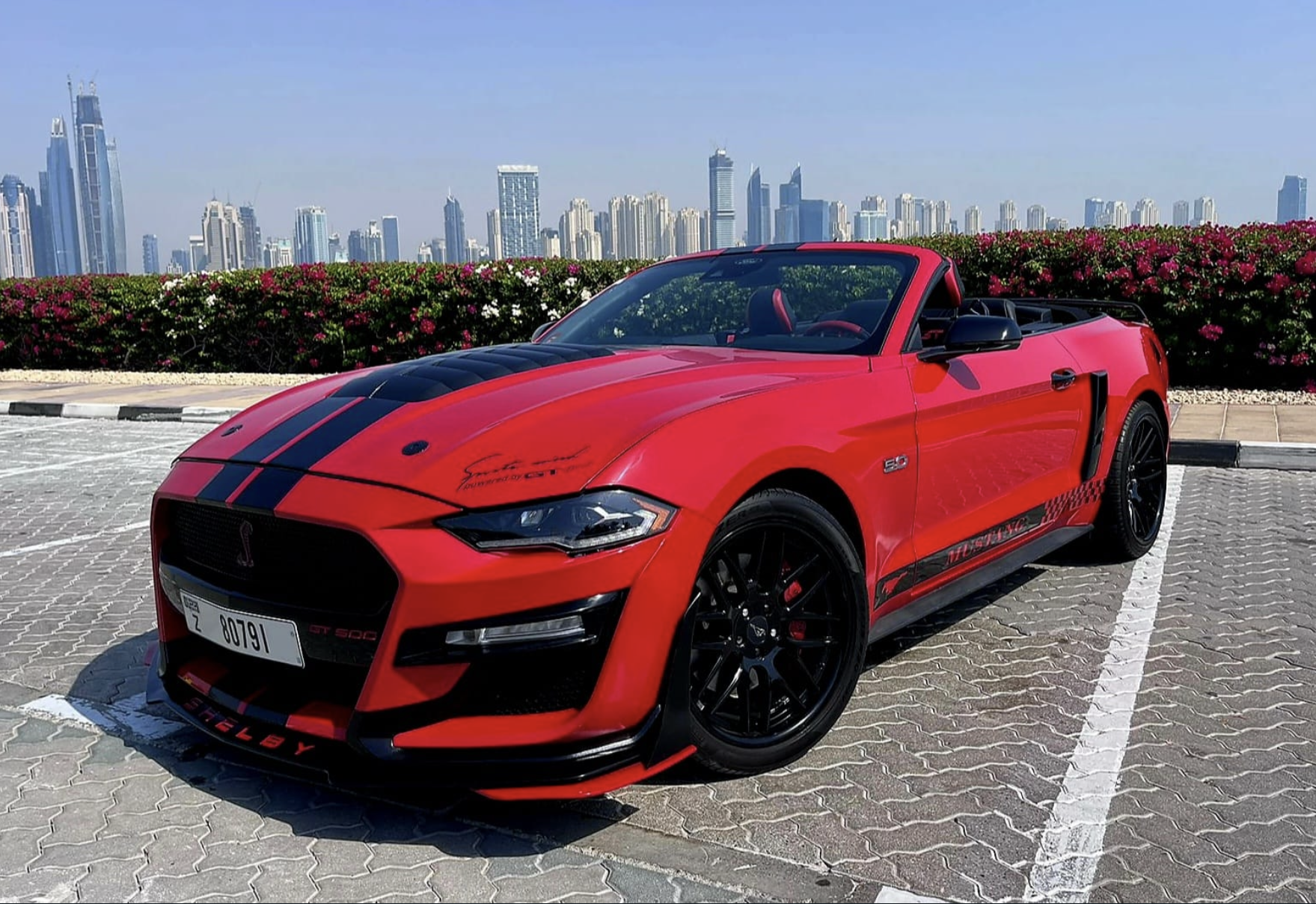 Rent Ford Mustang V8 in Dubai