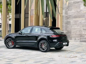Rent Porsche Macan S in Dubai