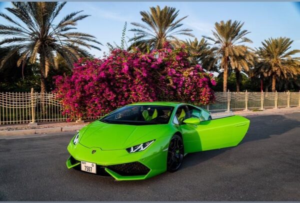 Experience the exhilaration of speed and style with our Lambo Huracan rental in Dubai.